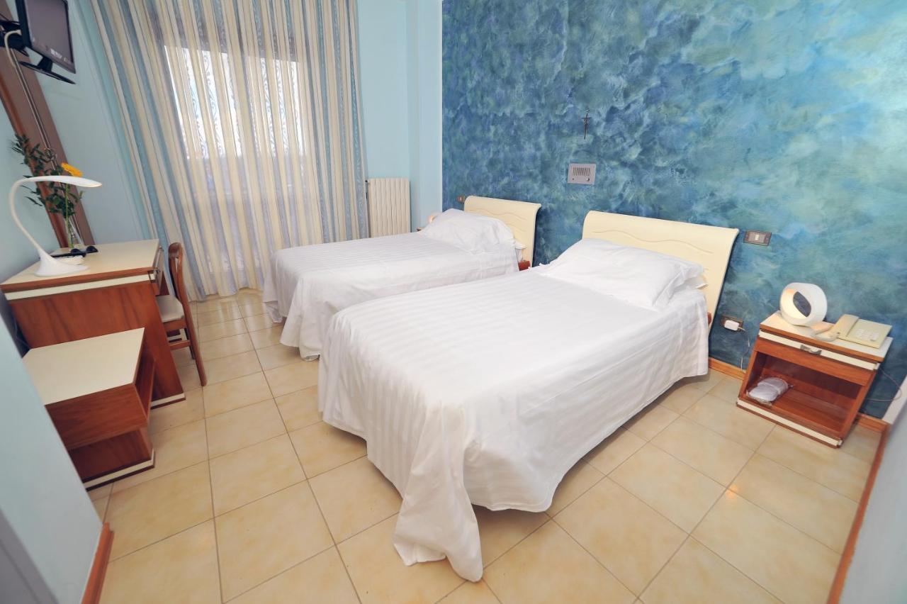 Hotel San Crispino Morrovalle Εξωτερικό φωτογραφία