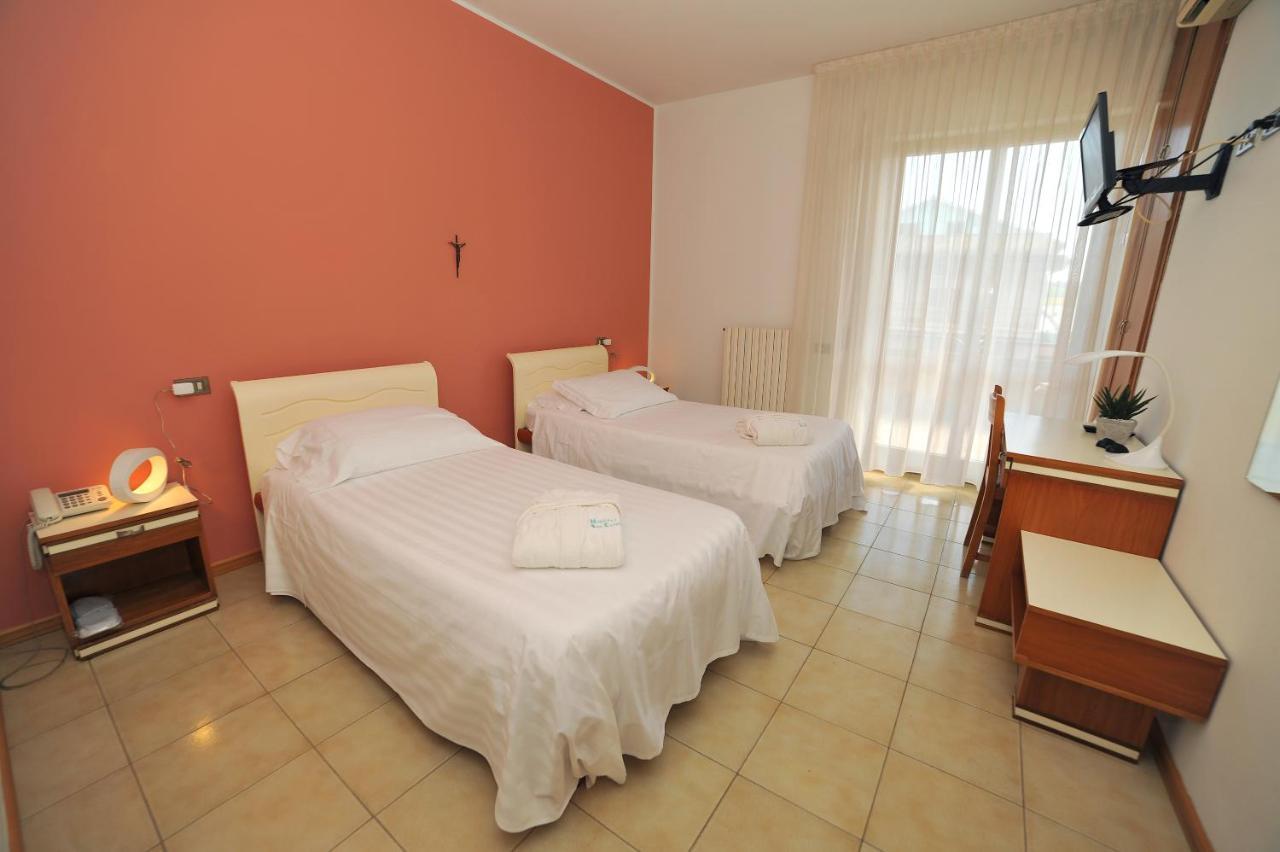 Hotel San Crispino Morrovalle Εξωτερικό φωτογραφία