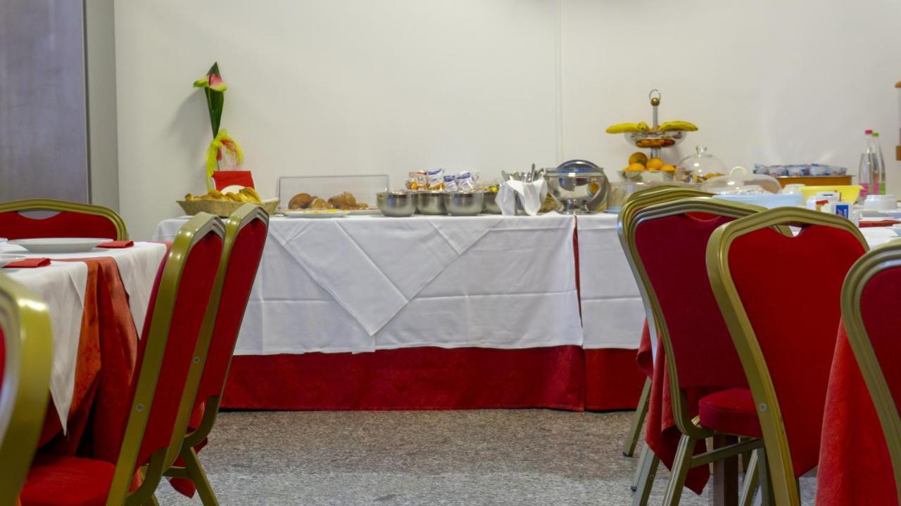 Hotel San Crispino Morrovalle Εξωτερικό φωτογραφία
